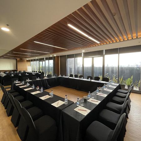 Summit Hotel Greenhills Quezon City Exterior foto