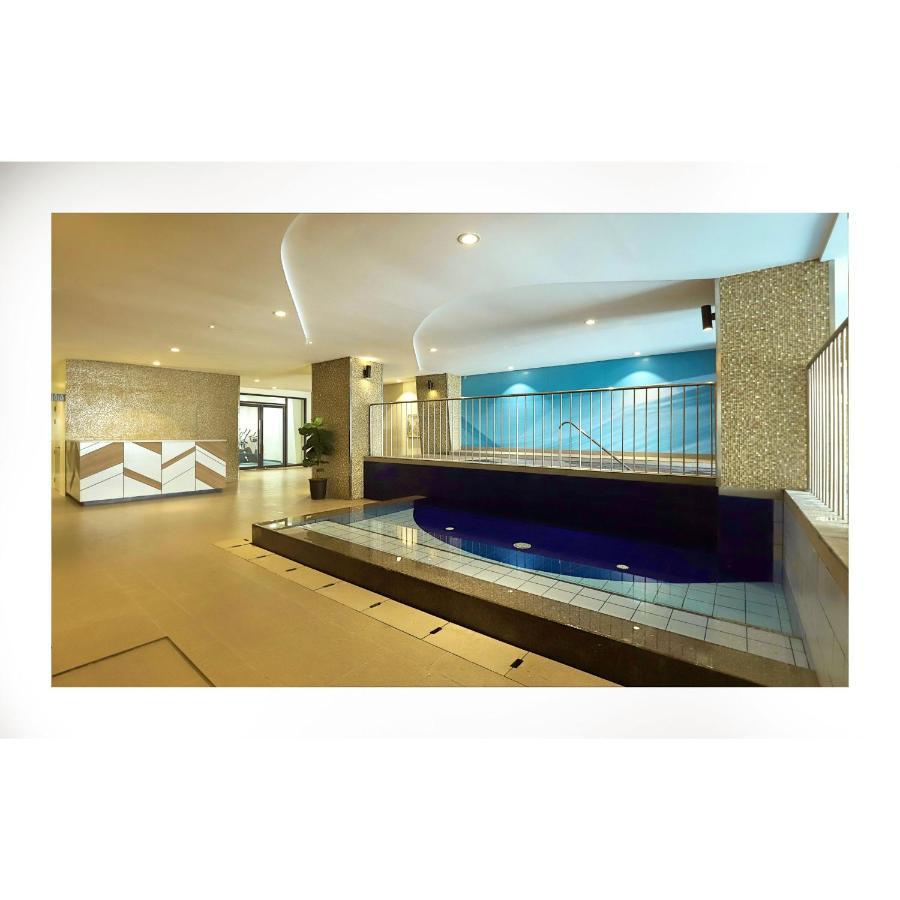 Summit Hotel Greenhills Quezon City Exterior foto