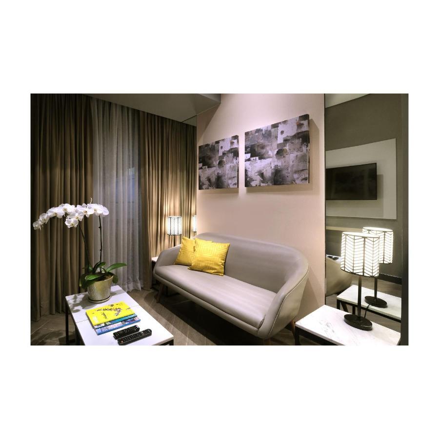 Summit Hotel Greenhills Quezon City Exterior foto